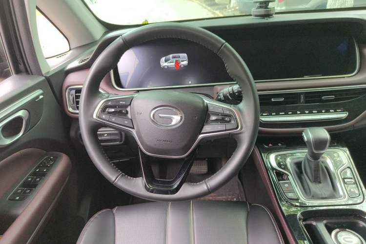 Used GAC Trumpchi M6 2023 PRO 270T DCT Luxury Edition Steering Wheel