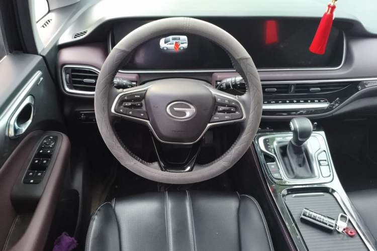 Used GAC Trumpchi M6 2023 PRO 270T DCT Luxury Edition Steering Wheel
