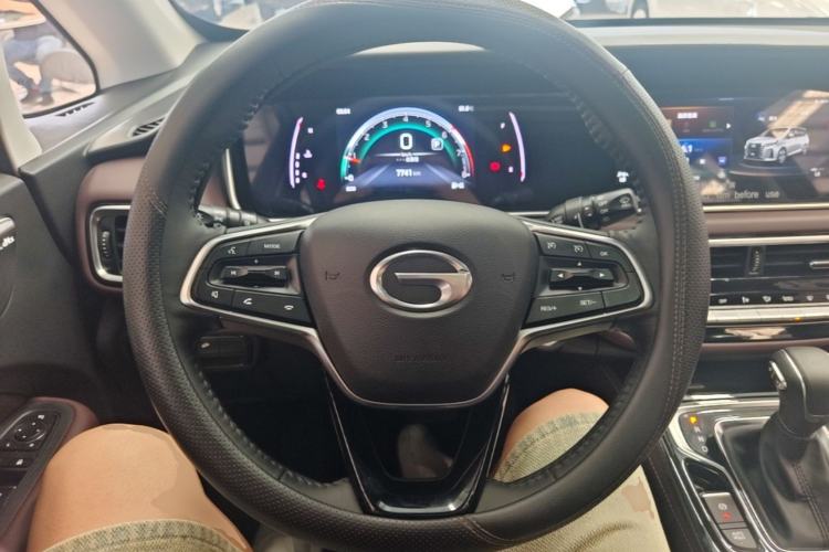 Used GAC Trumpchi M6 2023 PRO 270T DCT Luxury Edition Steering Wheel