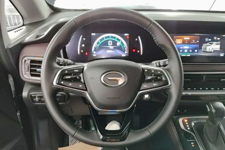 Used GAC Trumpchi M6 2023 PRO 270T DCT Luxury Edition Steering Wheel