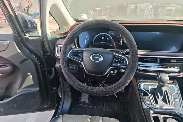 Used GAC Trumpchi M6 2023 PRO 270T DCT Luxury Edition Steering Wheel