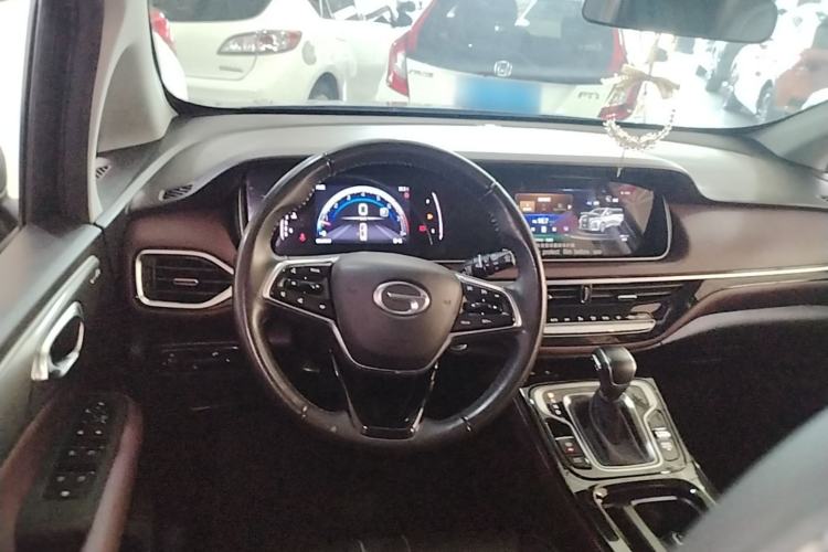 Used GAC Trumpchi M6 2023 PRO 270T DCT Luxury Edition Steering Wheel
