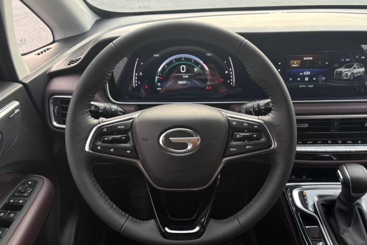 Used GAC Trumpchi M6 2023 PRO 270T DCT Luxury Edition Steering Wheel