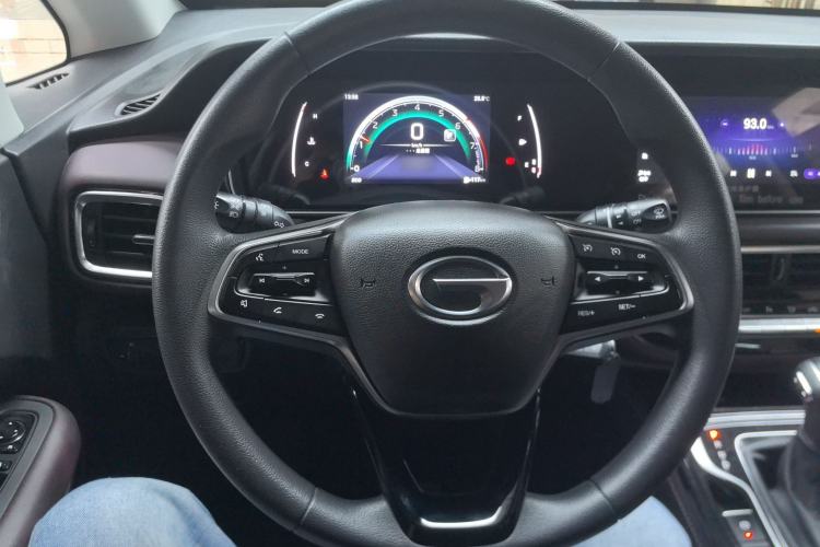 Used GAC Trumpchi M6 2023 PRO 270T DCT Elite Edition Steering Wheel