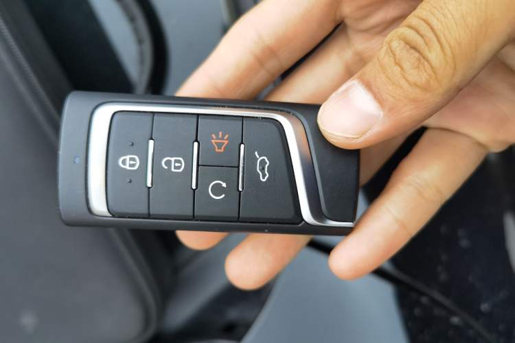 Used GAC Trumpchi M6 2023 PRO 270T DCT Luxury Edition Vehicle Key