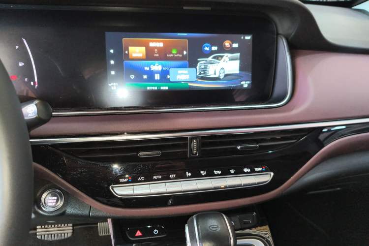 Used GAC Trumpchi M6 2023 PRO 270T DCT Luxury Edition Audio And AC Panel