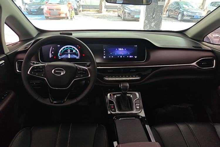 Used GAC Trumpchi M6 2023 PRO 270T DCT Luxury Edition Center Console