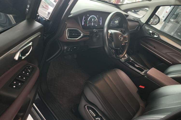 Used GAC Trumpchi M6 2023 PRO 270T DCT Luxury Edition Driver Seat