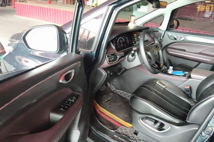 Used GAC Trumpchi M6 2023 PRO 270T DCT Luxury Edition Driver Seat