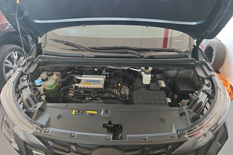 Used GAC Trumpchi M6 2023 PRO 270T DCT Luxury Edition Engine Bay
