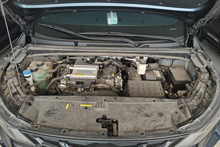 Used GAC Trumpchi M6 2023 PRO 270T DCT Luxury Edition Engine Bay