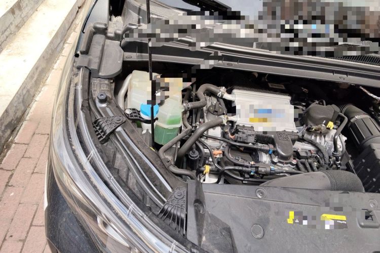 Used GAC Trumpchi M6 2023 PRO 270T DCT Luxury Edition Engine Bay Right