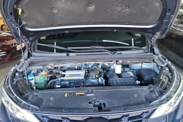 Used GAC Trumpchi M6 2023 PRO 270T DCT Luxury Edition Engine Bay