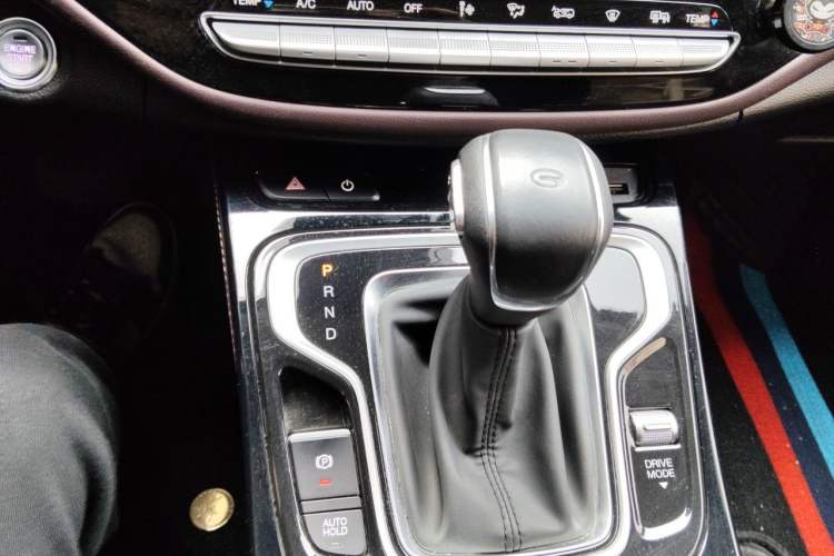 Used GAC Trumpchi M6 2023 PRO 270T DCT Luxury Edition Gear Lever