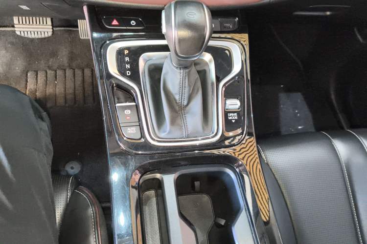 Used GAC Trumpchi M6 2023 PRO 270T DCT Luxury Edition Gear Lever