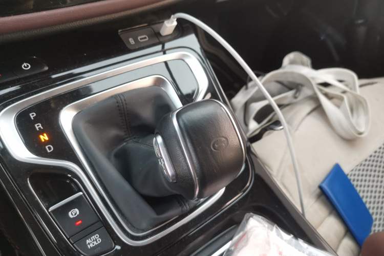 Used GAC Trumpchi M6 2023 PRO 270T DCT Luxury Edition Gear Lever