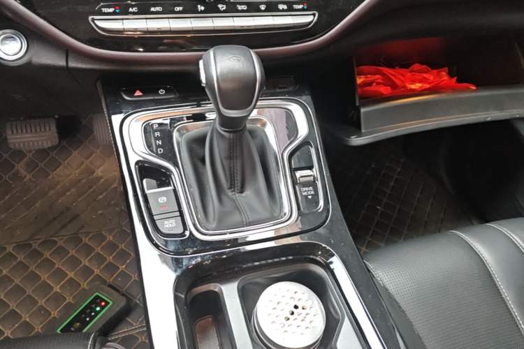 Used GAC Trumpchi M6 2023 PRO 270T DCT Luxury Edition Gear Lever