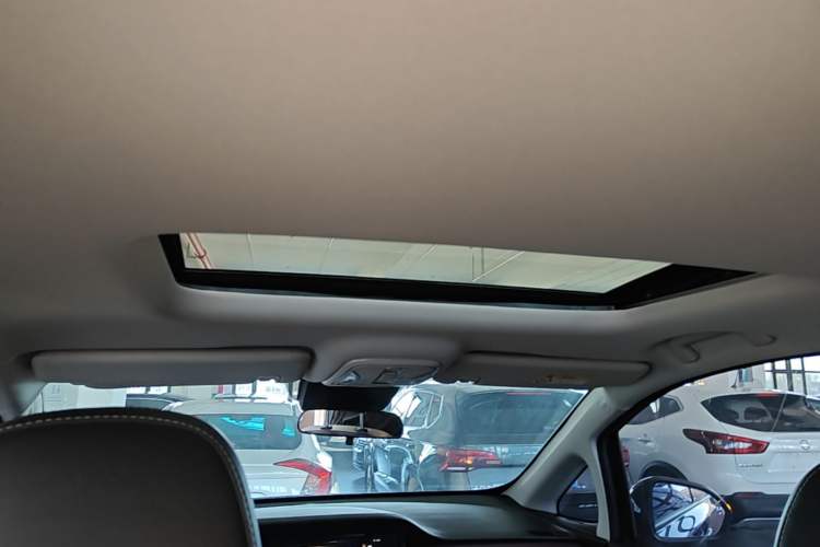 Used GAC Trumpchi M6 2023 PRO 270T DCT Luxury Edition Headliner