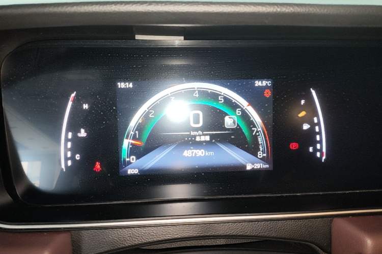 Used GAC Trumpchi M6 2023 PRO 270T DCT Luxury Edition Instrument Cluster