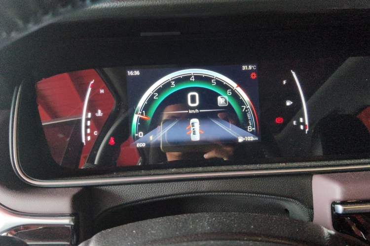 Used GAC Trumpchi M6 2023 PRO 270T DCT Luxury Edition Instrument Cluster