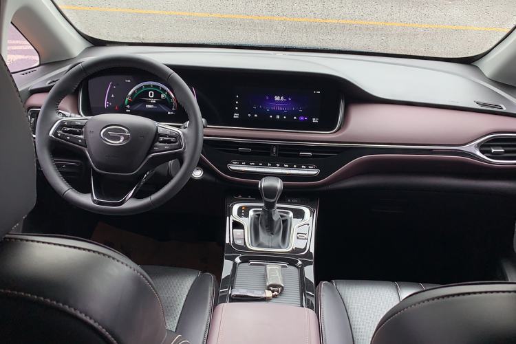 Used GAC Trumpchi M6 2023 PRO 270T DCT Luxury Edition Interior 1