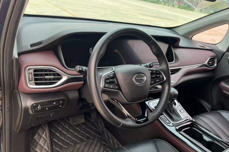 Used GAC Trumpchi M6 2023 PRO 270T DCT Luxury Edition Interior 2