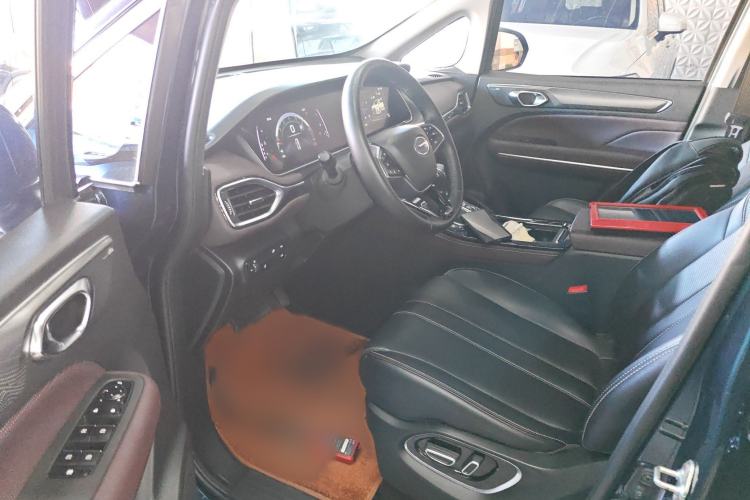 Used GAC Trumpchi M6 2023 PRO 270T DCT Luxury Edition Interior 3