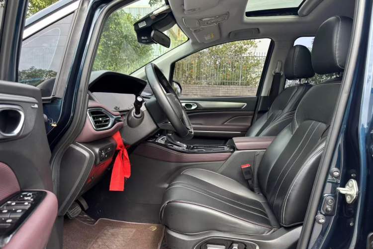 Used GAC Trumpchi M6 2023 PRO 270T DCT Luxury Edition Left Front Seat