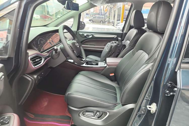 Used GAC Trumpchi M6 2023 PRO 270T DCT Luxury Edition Left Front Seat