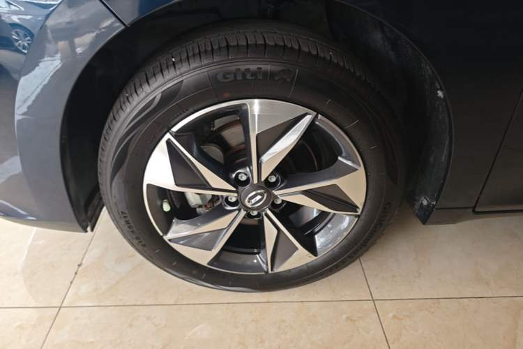 Used GAC Trumpchi M6 2023 PRO 270T DCT Luxury Edition Left Front Wheel Hub
