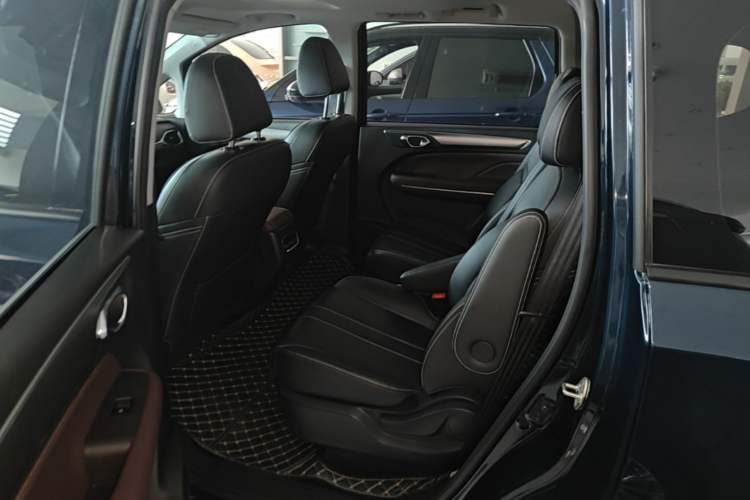 Used GAC Trumpchi M6 2023 PRO 270T DCT Luxury Edition Left Rear Seat
