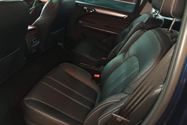 Used GAC Trumpchi M6 2023 PRO 270T DCT Luxury Edition Left Rear Seat