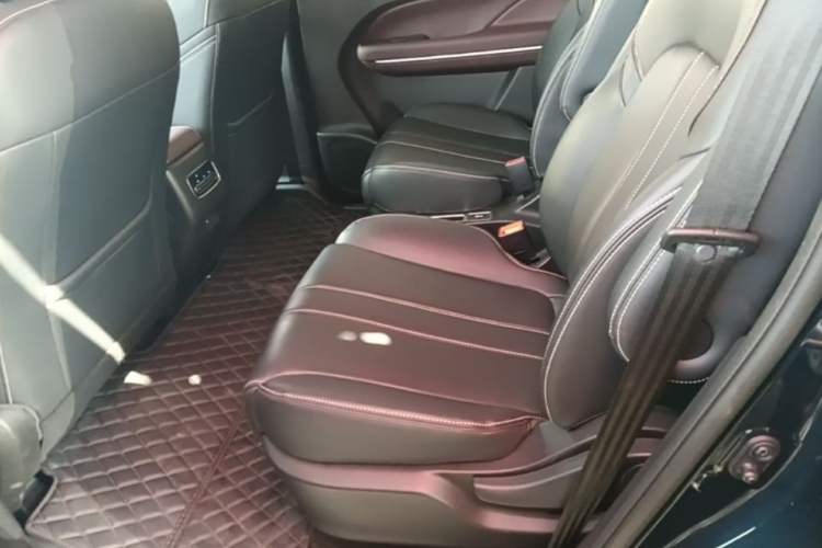 Used GAC Trumpchi M6 2023 PRO 270T DCT Luxury Edition Left Rear Seat
