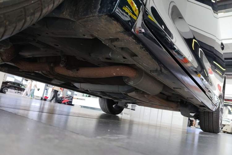 Used GAC Trumpchi M6 2023 PRO 270T DCT Luxury Edition Left Side Sill