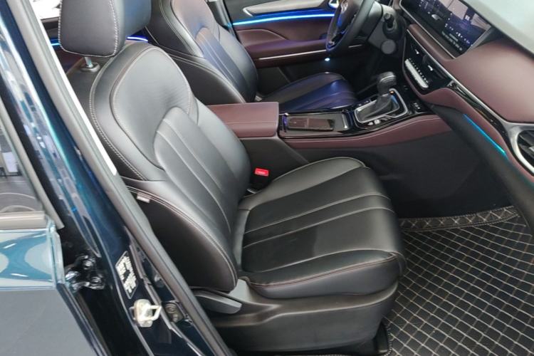 Used GAC Trumpchi M6 2023 PRO 270T DCT Luxury Edition Right Front Seat