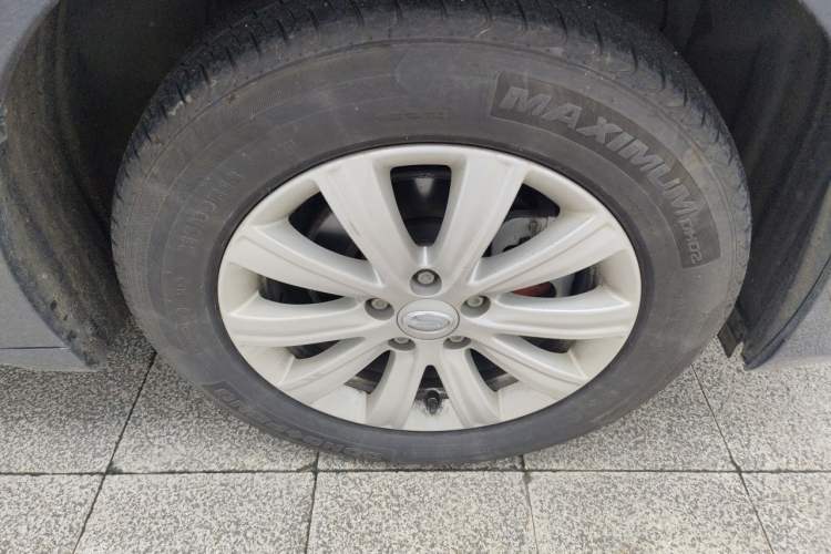 Used GAC Trumpchi M6 2023 PRO 270T DCT Elite Edition Right Front Wheel Hub