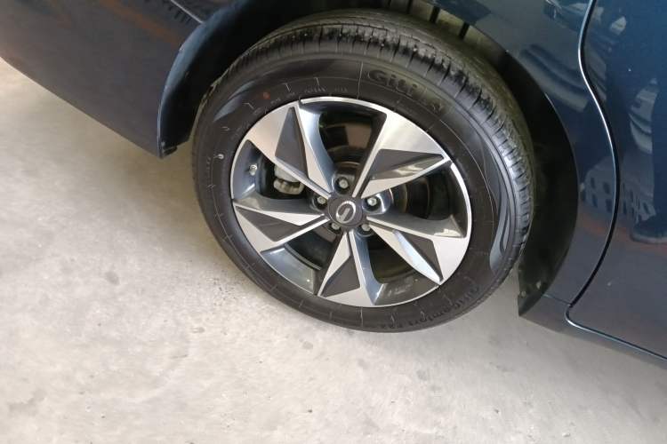Used GAC Trumpchi M6 2023 PRO 270T DCT Luxury Edition Right Rear Wheel Hub