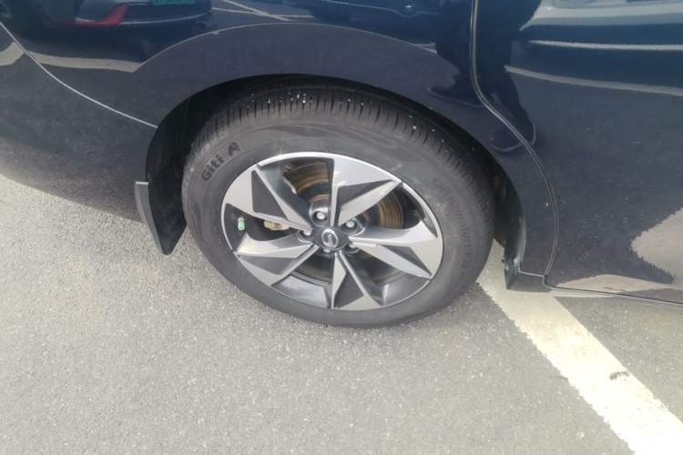 Used GAC Trumpchi M6 2023 PRO 270T DCT Luxury Edition Right Rear Wheel Hub