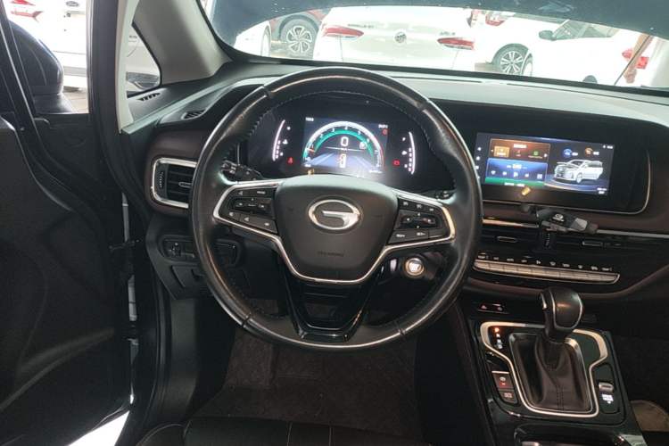 Used GAC Trumpchi M6 2023 PRO 270T DCT Luxury Edition Steering Wheel