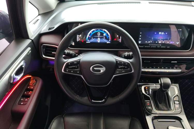 Used GAC Trumpchi M6 2023 PRO 270T DCT Luxury Edition Steering Wheel