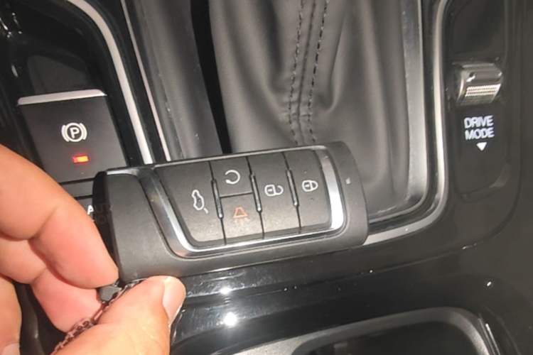 Used GAC Trumpchi M6 2023 PRO 270T DCT Luxury Edition Vehicle Key