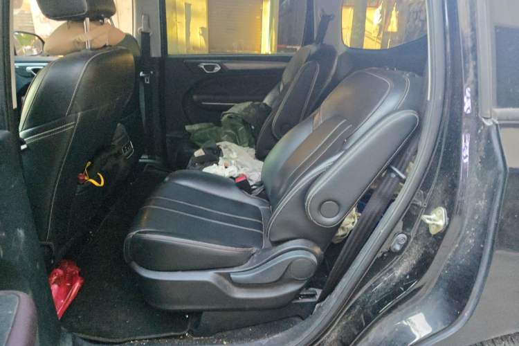 Used GAC Trumpchi M6 2023 PRO 270T DCT Luxury Edition Left Rear Seat