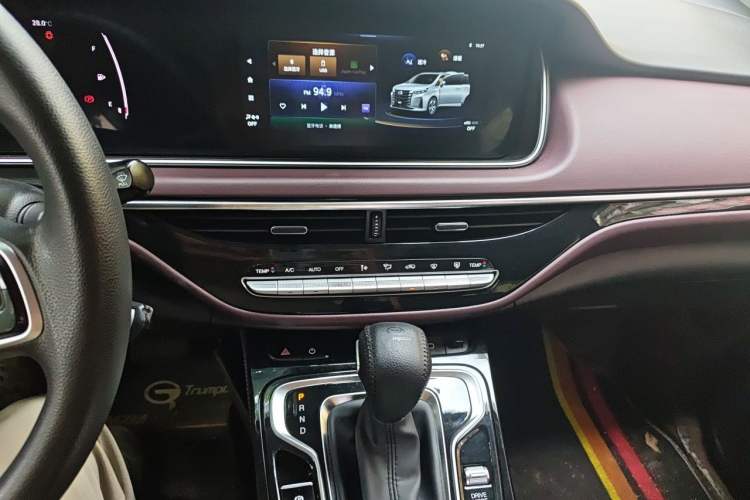 Used GAC Trumpchi M6 2023 PRO 270T DCT Elite Edition Audio And AC Panel