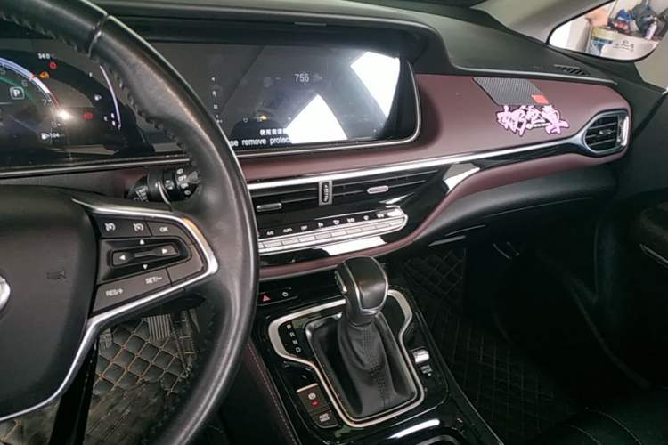 Used GAC Trumpchi M6 2023 PRO 270T DCT Luxury Edition Audio And AC Panel