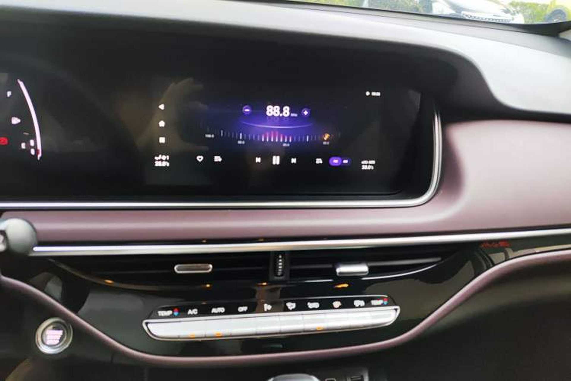 Used GAC Trumpchi M6 2023 PRO 270T DCT Luxury Edition Audio And AC Panel