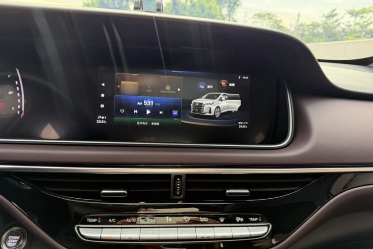 Used GAC Trumpchi M6 2023 PRO 270T DCT Luxury Edition Audio And AC Panel