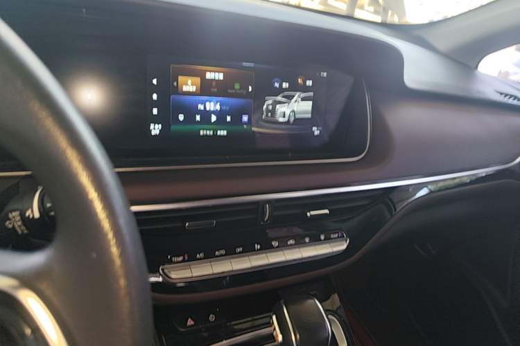 Used GAC Trumpchi M6 2023 PRO 270T DCT Elite Edition Audio And AC Panel