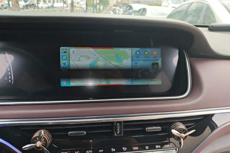 Used GAC Trumpchi M6 2023 PRO 270T DCT Luxury Edition Audio And AC Panel