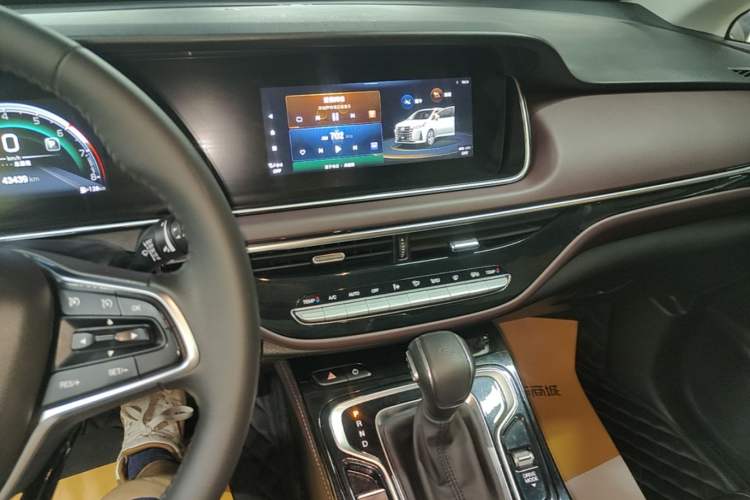 Used GAC Trumpchi M6 2023 PRO 270T DCT Luxury Edition Audio And AC Panel
