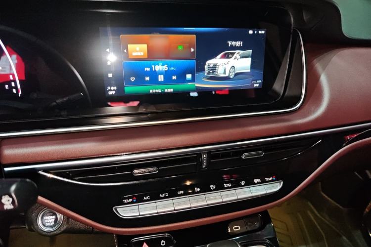 Used GAC Trumpchi M6 2023 PRO 270T DCT Luxury Edition Audio And AC Panel